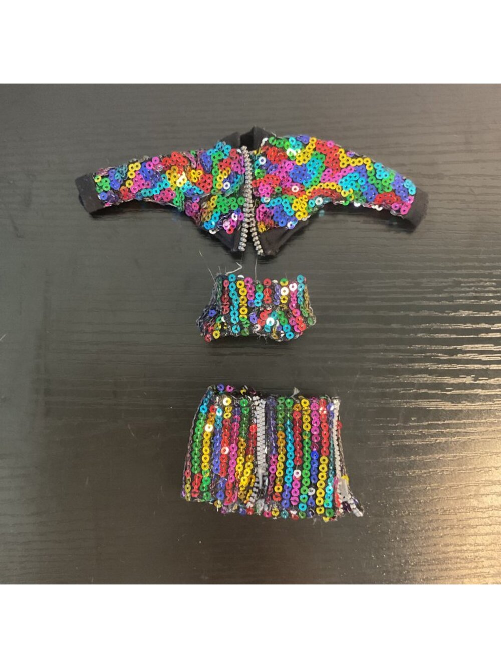 Rainbow High Avery Styles Sequin Outfit Set 3pc Bomber Jacket Top Skirt Doll